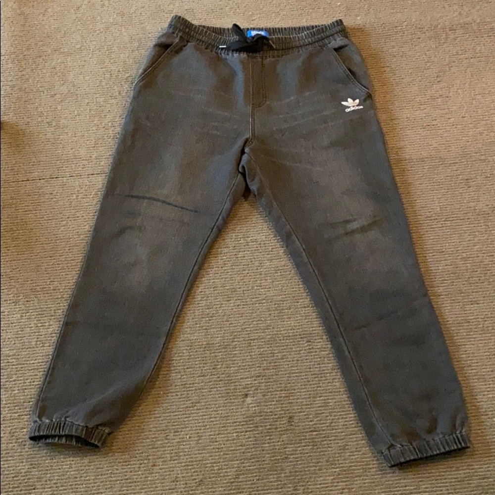 Men’s Adidas jogger